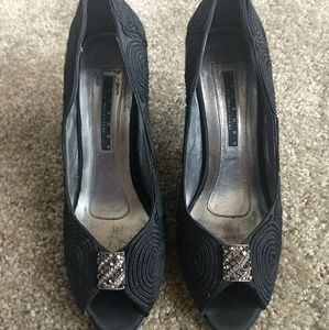 Chinese Laundry Pumps